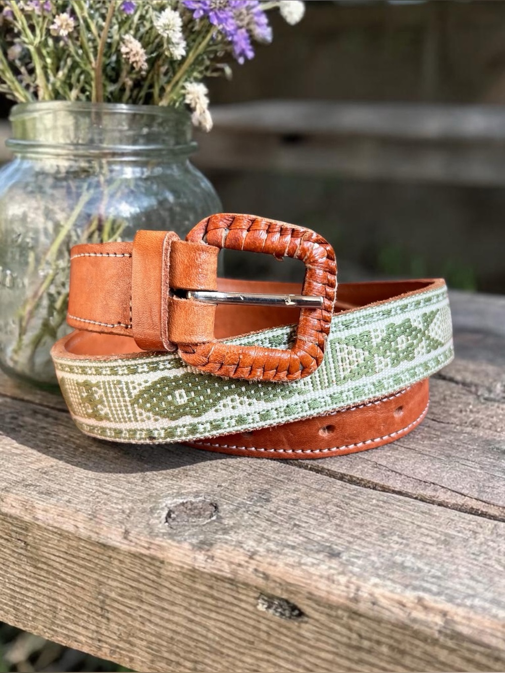 Vintage Leather Southwestern Brown Cream
Needlepoint Belt